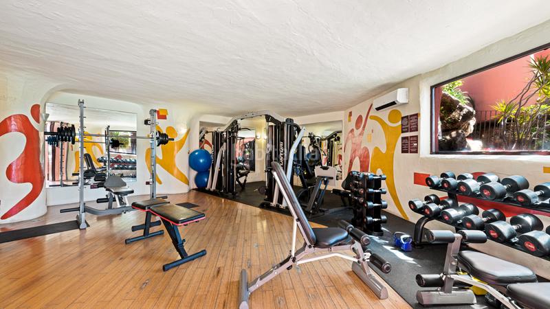 Foto 2cf71348-8b6e-4ed6-bb8b-f69f9abbdabe. Ground floor with parking pool in Guadalmansa Estepona