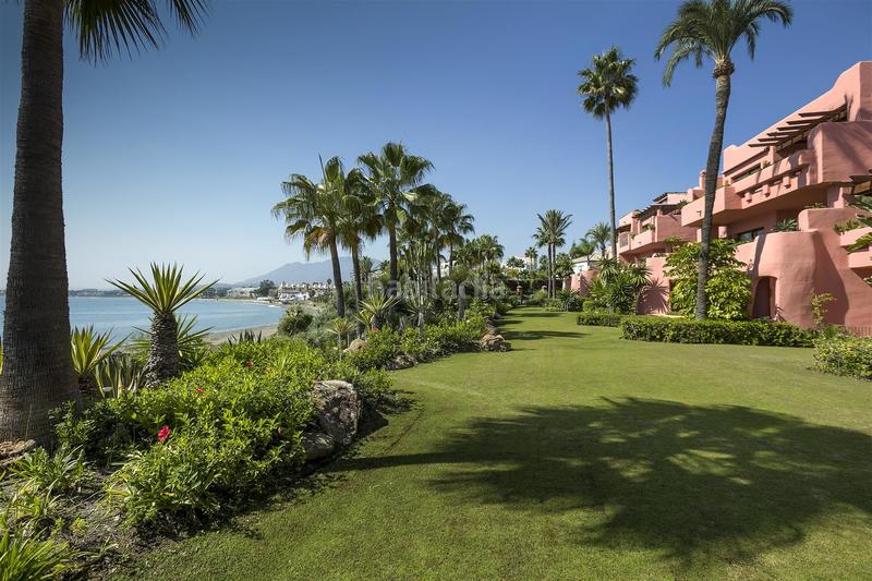 Foto d9ad47d2-abfa-48b7-8c4c-7d03fa097ec4. Planta baja en Guadalmansa Estepona