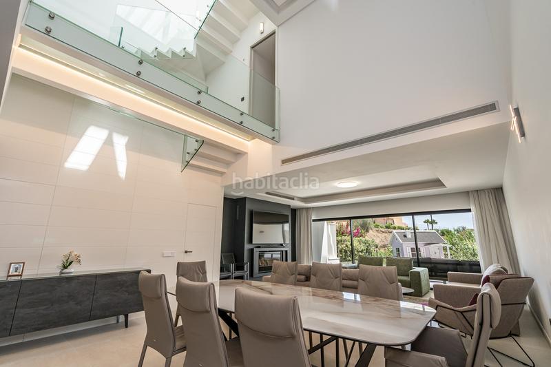 Foto 30383d64-d504-4c01-b1a2-7359de026366. Semi detached house with parking pool in Guadalobón Estepona