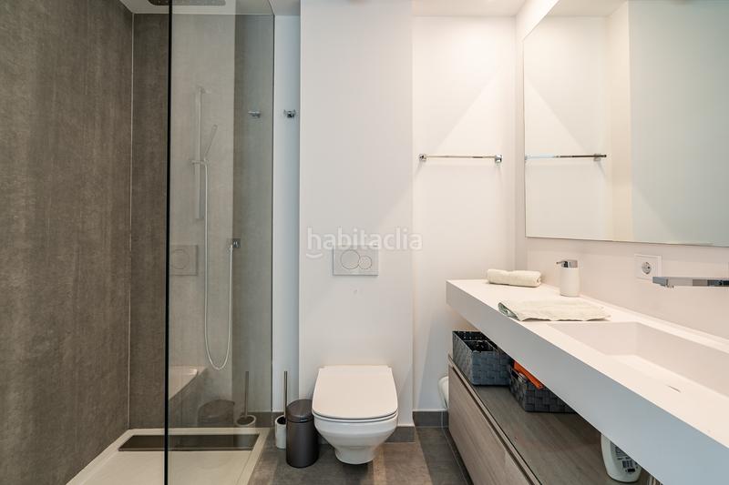 Foto 7f30f32e-c36d-4e18-b525-211c5f05678e. Semi detached house with parking pool in Guadalobón Estepona