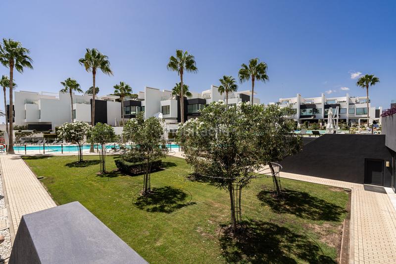 Foto 854c5209-7fb2-4229-8cb4-700382b135be. Semi detached house with parking pool in Guadalobón Estepona