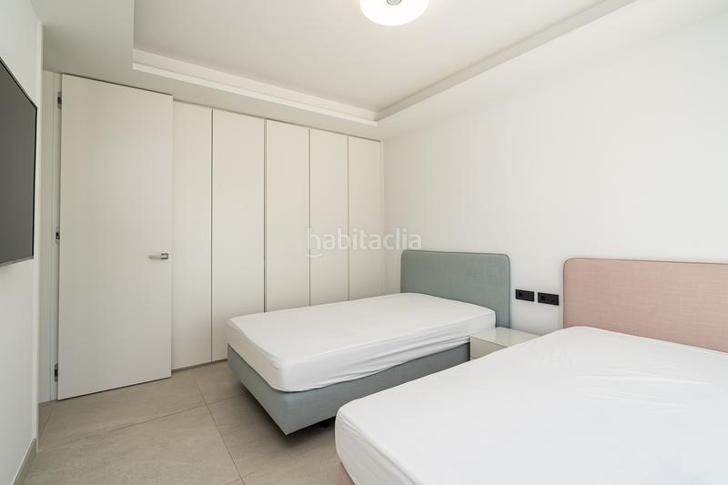 Foto c5b30b50-be74-48ac-adcb-bddf099f23d9. Semi detached house with parking pool in Guadalobón Estepona