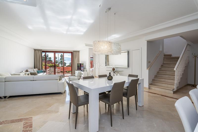 Foto 44db3995-01b6-4dc9-8d86-e143dc4e8ce7. Ático en Guadalmansa Estepona