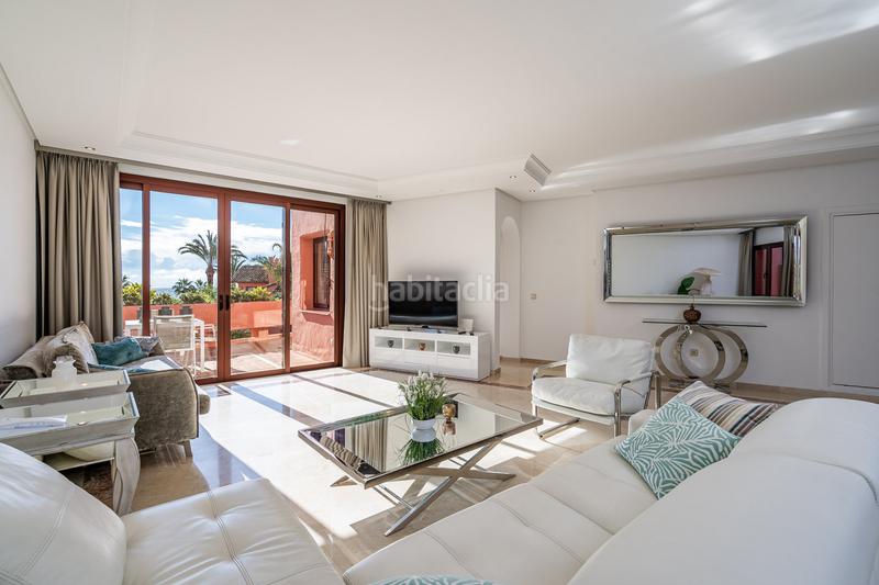 Foto 7f81095c-c69b-4abc-bc7a-1ef4fc6d33c2. Dachwohnung mit parking pool in Guadalmansa Estepona