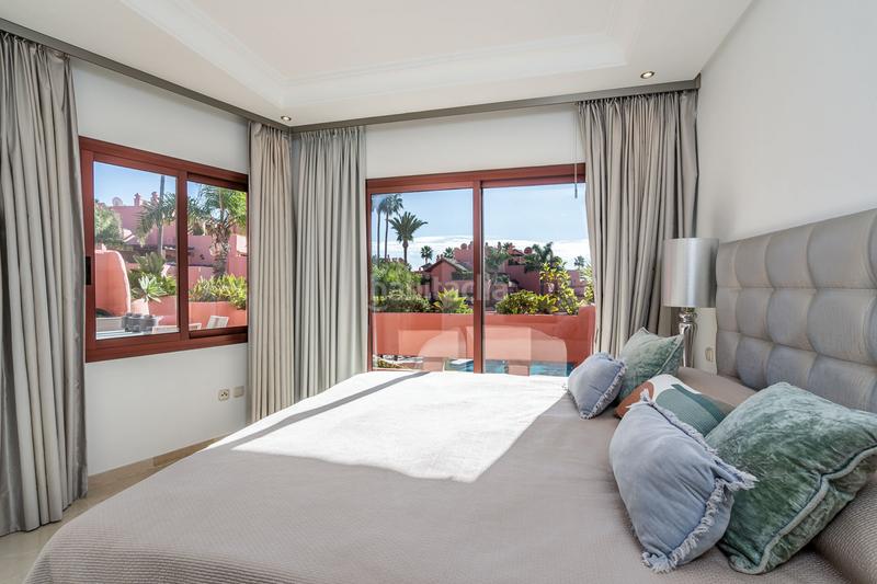 Foto 99bf5b3e-b83f-4fb4-918b-3d33156cde72. Dachwohnung mit parking pool in Guadalmansa Estepona