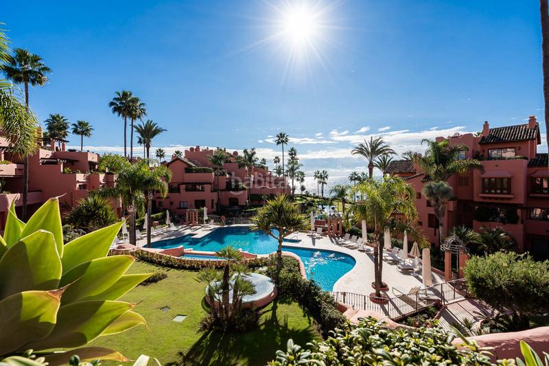 Foto c9cffa2b-5033-463a-83b1-dacb95f19948. Dachwohnung mit parking pool in Guadalmansa Estepona