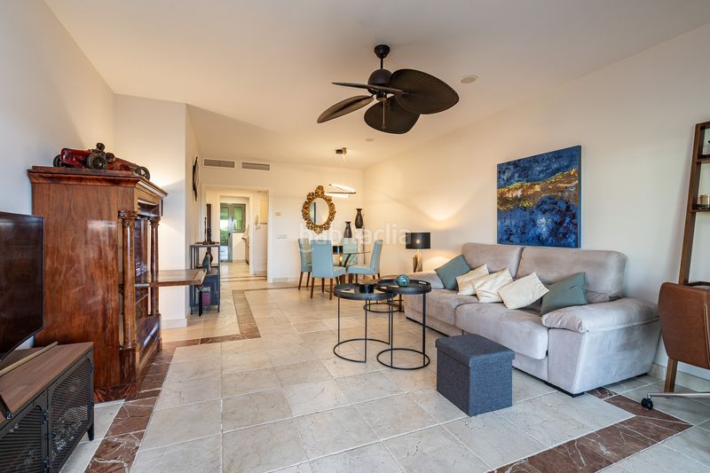 Foto 104d60c6-34c8-45d9-9e52-5687a50f0855. Apartament a marques el 0 a Benatalaya Estepona