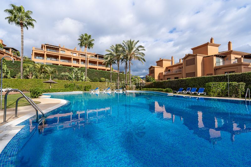 Foto 4885041c-9f31-47ae-86e3-dfd37cc29645. Apartament a marques el 0 a Benatalaya Estepona
