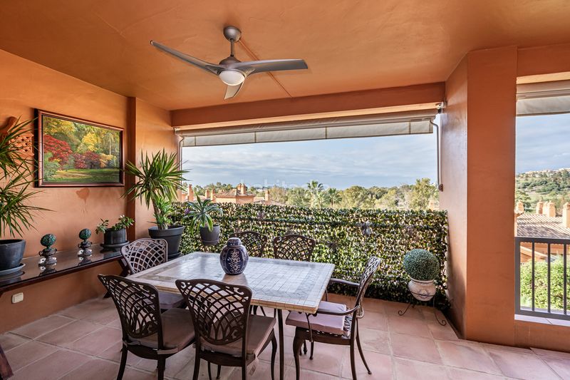 Foto ddc9d4a1-c888-464a-ad6e-ed48c1e030c3. Apartament a marques el 0 a Benatalaya Estepona