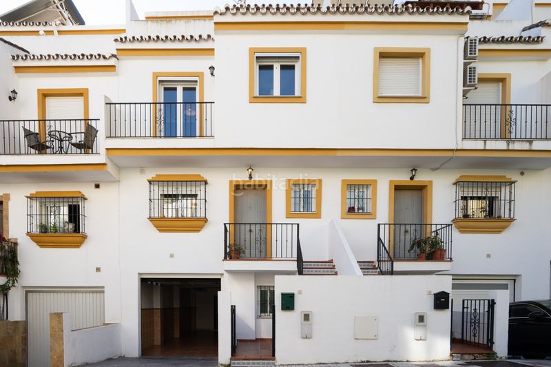 Foto 5740cb2b-69db-4da2-bc21-bdaf5cbbc25e. Maison jumelée dans arroyo juan benitez 2 dans Centro Estepona