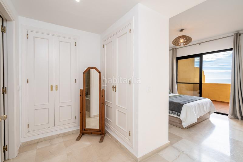 Foto a46d8317-9724-4e84-8d3d-0c4515605b53. Miete dreistöckige wohnung in n/a in Parque Central Estepona