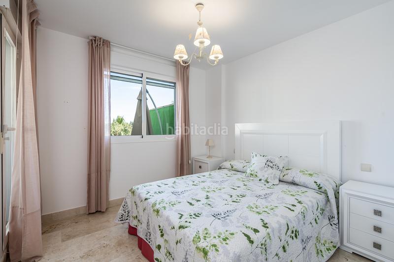 Foto a32352d3-e5f2-45b4-b1e3-d0e7ed1f43b4. Miete appartement mit pool in La Concha - Resina Golf Estepona