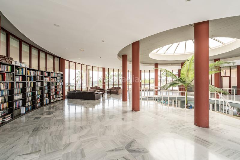 Foto 68c482ca-792a-47f0-b8fa-f3059e43b562. Apartamento atractivo apartamento con vistas panorámicas al jardín y a las montañas en el parque botánico! en Benahavís