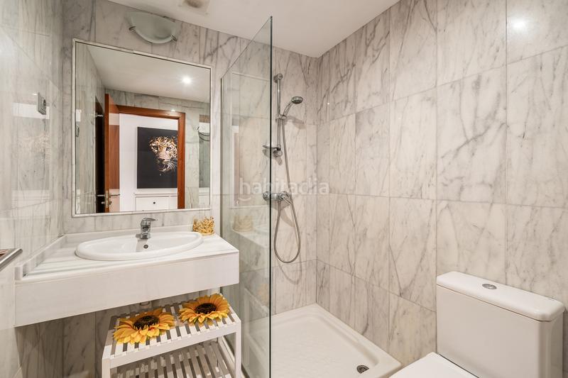 Foto 8130c274-0b6a-4b9b-9b39-179ca46640a2. Apartamento atractivo apartamento con vistas panorámicas al jardín y a las montañas en el parque botánico! en Benahavís