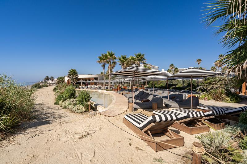 Foto 50ba56b9-758d-49be-a23c-10afbd9af977. Piano terra con parcheggio piscina in Guadalobón Estepona