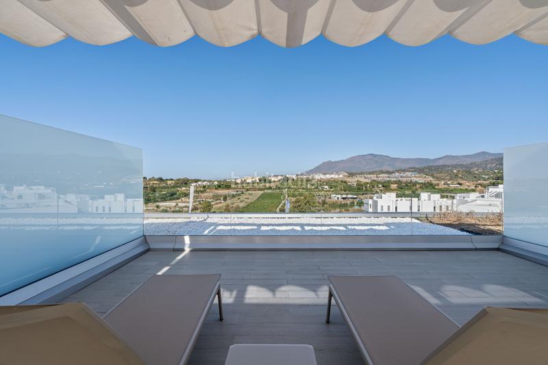 Foto 62fe6010-089f-4a75-8d17-9a83212d7af0. Miete reihenhaus mit parking pool in Cancelada Estepona
