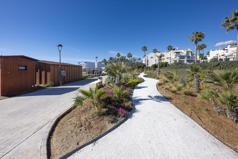 Foto e852615f-053f-4119-8c8c-c4de99798d35. Dachwohnung mit heizung pool in El Velerín Estepona
