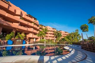 Planta baixa a Guadalmansa. Gran apartamento de 4 dormitorios en la prestigiosa zona de play