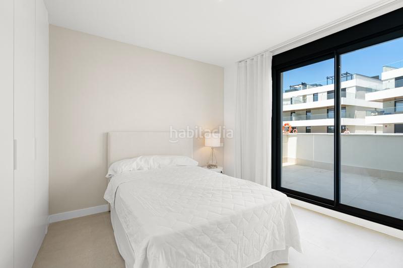Foto 454d6d51-3307-4be7-a1ef-d5775a8ef178. Piccolo appartamento con riscaldamento parcheggio piscina in Estepona