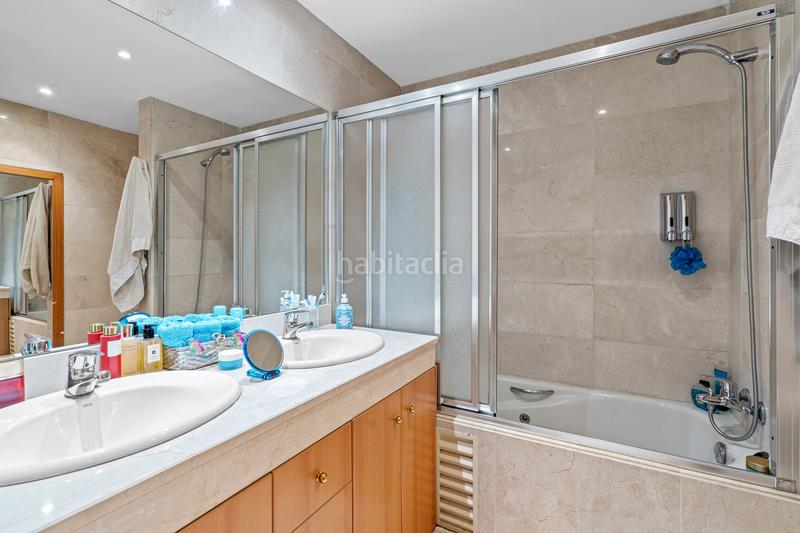 Foto 0c80a1d9-afdf-4054-befc-5e8ba41b155b. Appartement mit parking pool in Guadalmansa Estepona