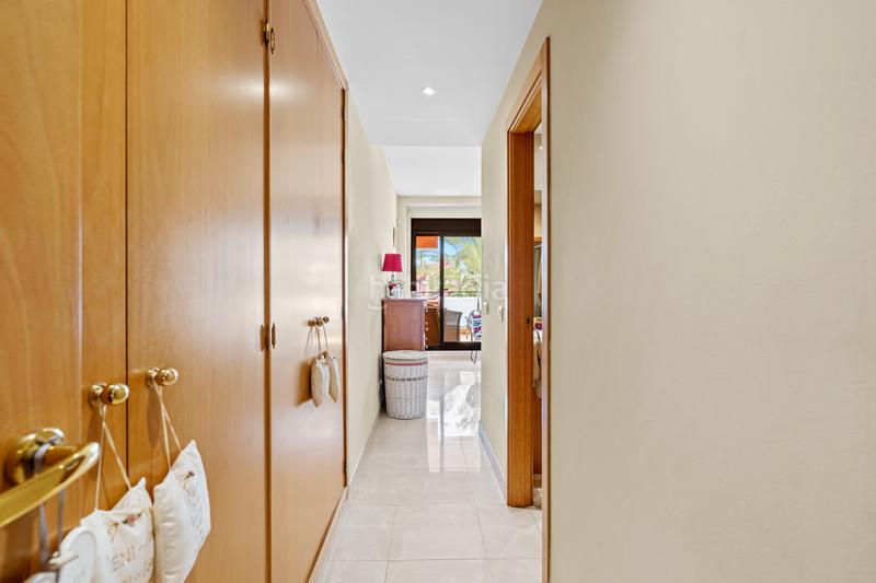 Foto 692f1ec4-5324-49f0-91df-b98b601e783b. Appartement mit parking pool in Guadalmansa Estepona