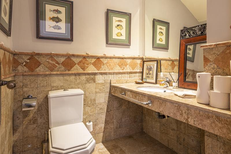 Foto a861d1fc-cf99-4fd4-b9fa-d1d7874db7ee. Ático  dúplex junto a la playa en paraiso barronal, en Estepona