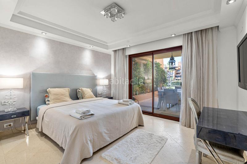 Foto 02285f8a-4140-4ccc-90ca-7666618cd6d0. Rent ground floor with parking pool in Zona de Punta Plata Estepona