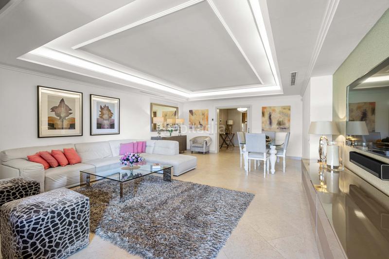 Foto 14fd7fcb-651e-4dc7-a530-b94264abbd9b. Rent ground floor with parking pool in Zona de Punta Plata Estepona