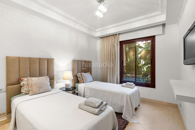 Foto 87568d83-3eb4-44be-9560-249e42ea5b15. Rent ground floor with parking pool in Zona de Punta Plata Estepona