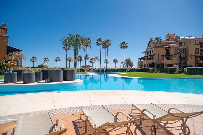 Foto ded7e08d-5f1a-46b3-9b7c-39c9f31c0f1c. Alquiler planta baja en Zona de Punta Plata Estepona