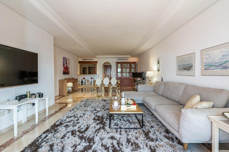 Foto a06e5aa2-d1aa-455c-b451-a5b3f1af2cee. Appartement avec parking piscine dans Guadalmansa Estepona