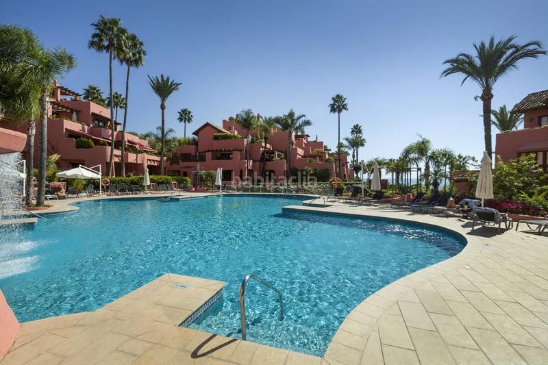 Foto f9b6d20c-59d6-42d6-8e30-8fc84ae7c843. Appartement avec parking piscine dans Guadalmansa Estepona