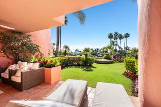 Rez-de-chaussée  Costalita ii. Fabuloso apartamento en planta baja reformado con vistas al mar.