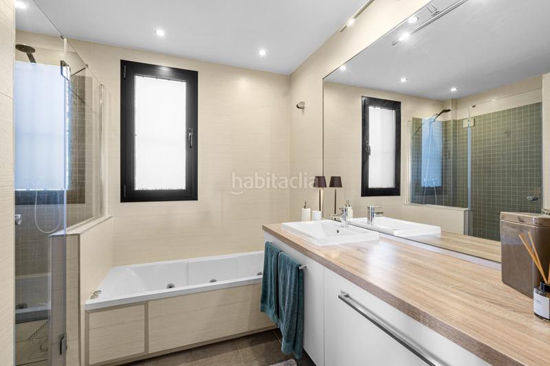 Foto edff4cad-3f1d-40aa-8a76-3eb9f24e97ce. Location rez-de-chaussée avec parking dans La Concha - Resina Golf Estepona