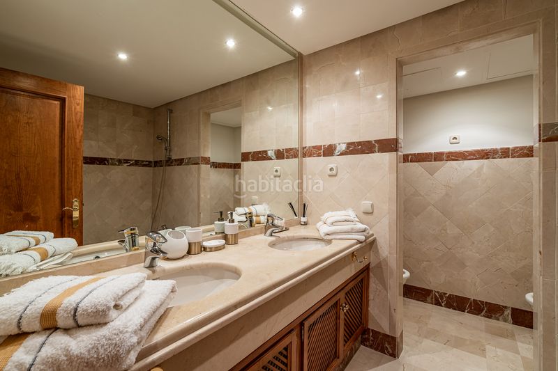 Foto bccd1777-0293-480c-b41d-baf32b7d3d1a. Affitto piano terra con parcheggio piscina in Guadalmansa Estepona