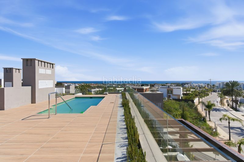 Foto 32301282-ce84-4d66-8899-8b3ff477c848. Àtic amb aparcament piscina a Cancelada Estepona