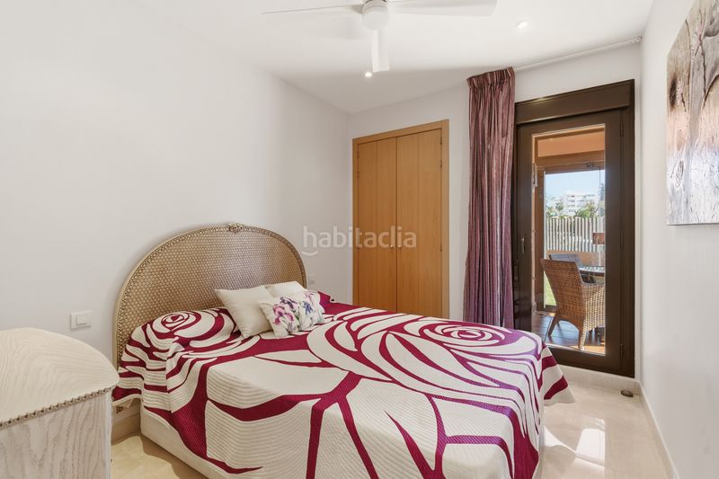 Foto 2b800291-854d-48e3-b47d-fe5d8bb09ed2. Planta baixa amb aparcament piscina a Guadalmansa Estepona