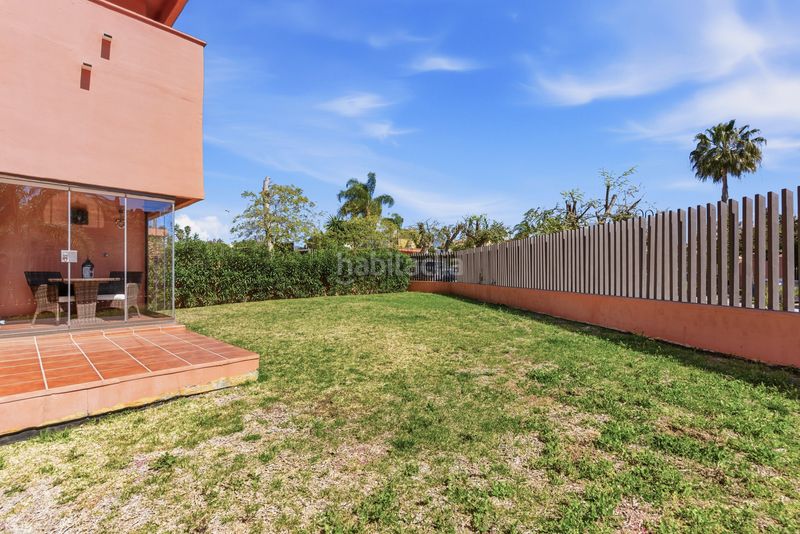 Foto 420ca44c-5260-498c-9e0b-e74552a3a2ac. Planta baixa amb aparcament piscina a Guadalmansa Estepona