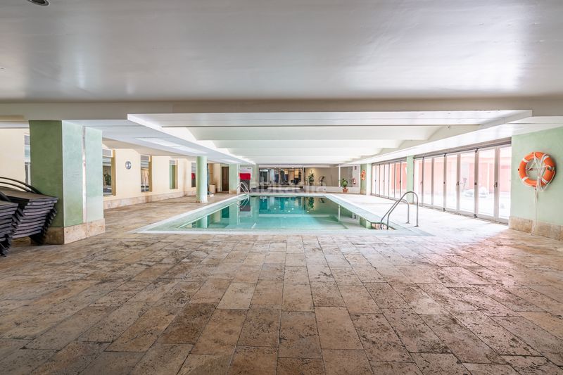 Foto 6f9b0a4b-9e5a-4458-8a06-62bb52b870a9. Planta baixa amb aparcament piscina a Guadalmansa Estepona