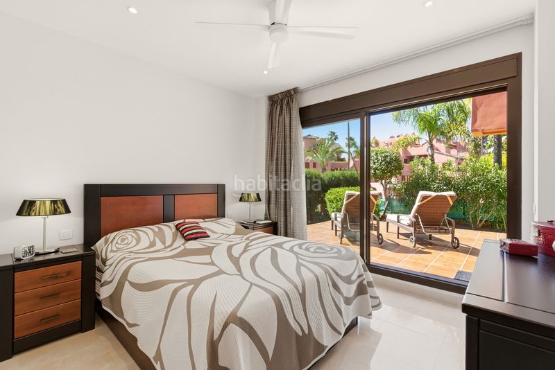 Foto e017b00c-4899-4b40-a705-7eb2fb370ac6. Planta baixa amb aparcament piscina a Guadalmansa Estepona