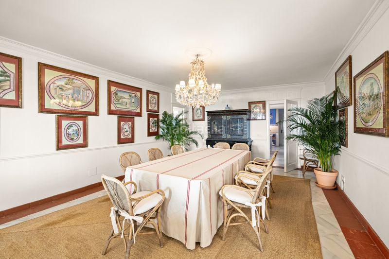 Foto b9fe18f6-135d-4d54-abde-ba9f9b101527. Casa amb aparcament piscina a Casasola Estepona