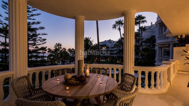 Foto cd10a95d-a7ea-4ea1-8f0d-1c1fdcfcf4fd. Apartament amb aparcament piscina a Guadalmansa Estepona