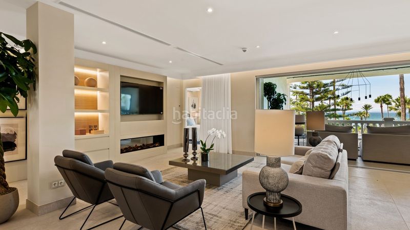 Foto f744b79b-835b-4765-8766-e95d2dcd45e5. Apartament amb aparcament piscina a Guadalmansa Estepona