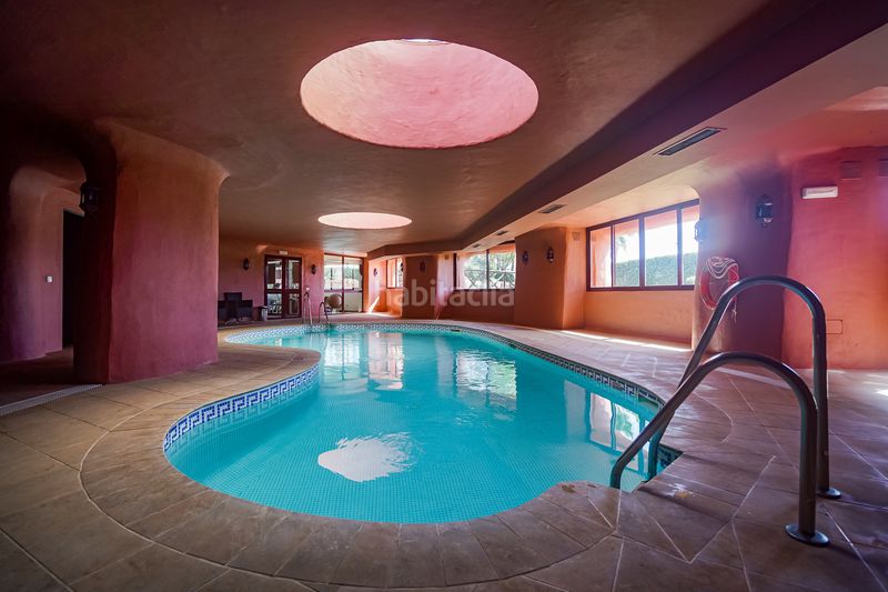 Foto 27e4f579-8b82-4407-b9a7-71ca8293d447. Àtic amb aparcament piscina a Guadalmansa Estepona