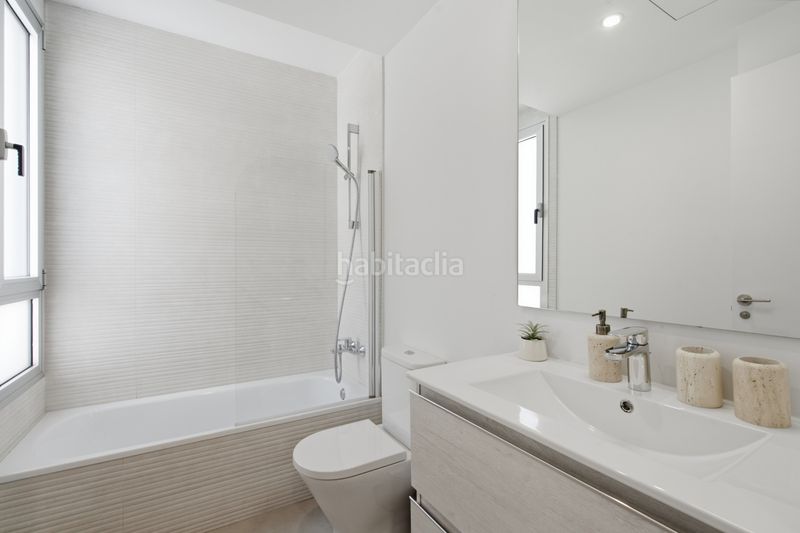 Foto b3a22282-7f73-4a4f-a16c-c0f859957eb6. Àtic amb aparcament piscina a Cancelada Estepona