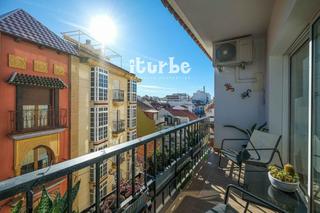 Rent Flat  Calle pintor nogales. Modern contemporary apartment in fuengirola