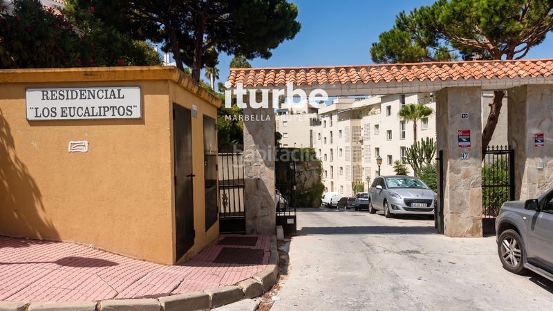 Foto d14640d8-1738-43ca-b63f-d96f4b137f8f. Àtic amb aparcament piscina a Calahonda Mijas