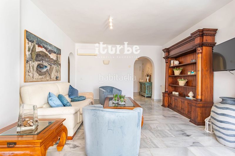 Foto 0490b092-b8c3-4fe6-a5cb-ce43c73c402e. Alquiler dúplex en 3 (ur Guadalmina Baja) 317 atico duplex en Guadalmina Baja en Marbella