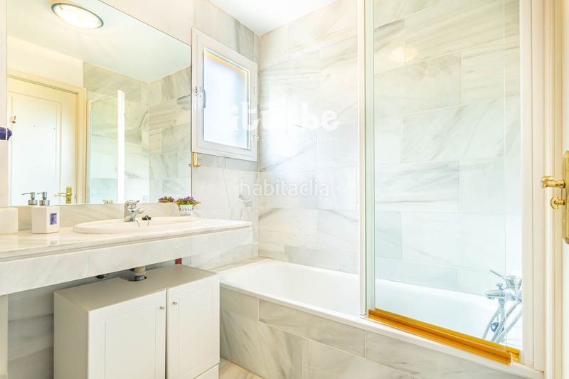 Foto 2740f5c1-9ddf-4837-b7b6-8c4780b5db87. Alquiler dúplex en 3 (ur Guadalmina Baja) 317 atico duplex en Guadalmina Baja en Marbella