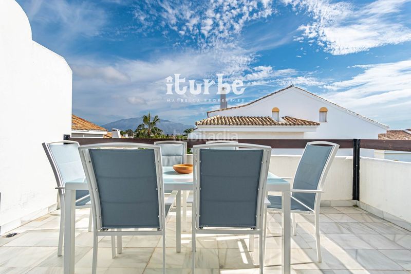 Foto bd0def2a-e4d9-401b-b1a0-e2250d0b4912. Alquiler dúplex en 3 (ur Guadalmina Baja) 317 atico duplex en Guadalmina Baja en Marbella